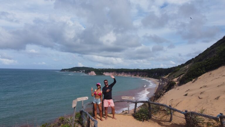 Mirante baía dos golfinhos Santuario ecológico Pipa, Brasil