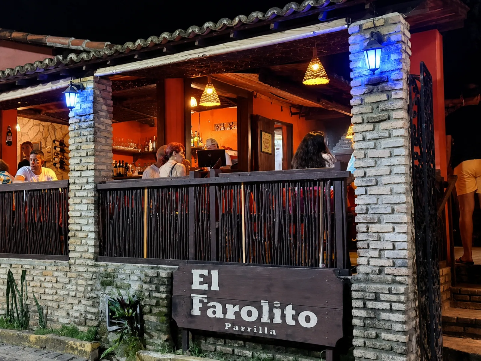 El farolito, parrilla en Pipa